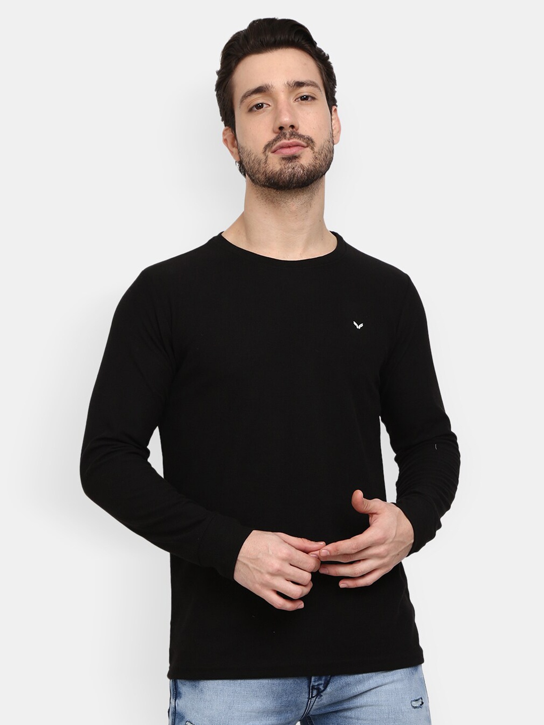 

V-Mart Men Black Solid Cotton T-shirt
