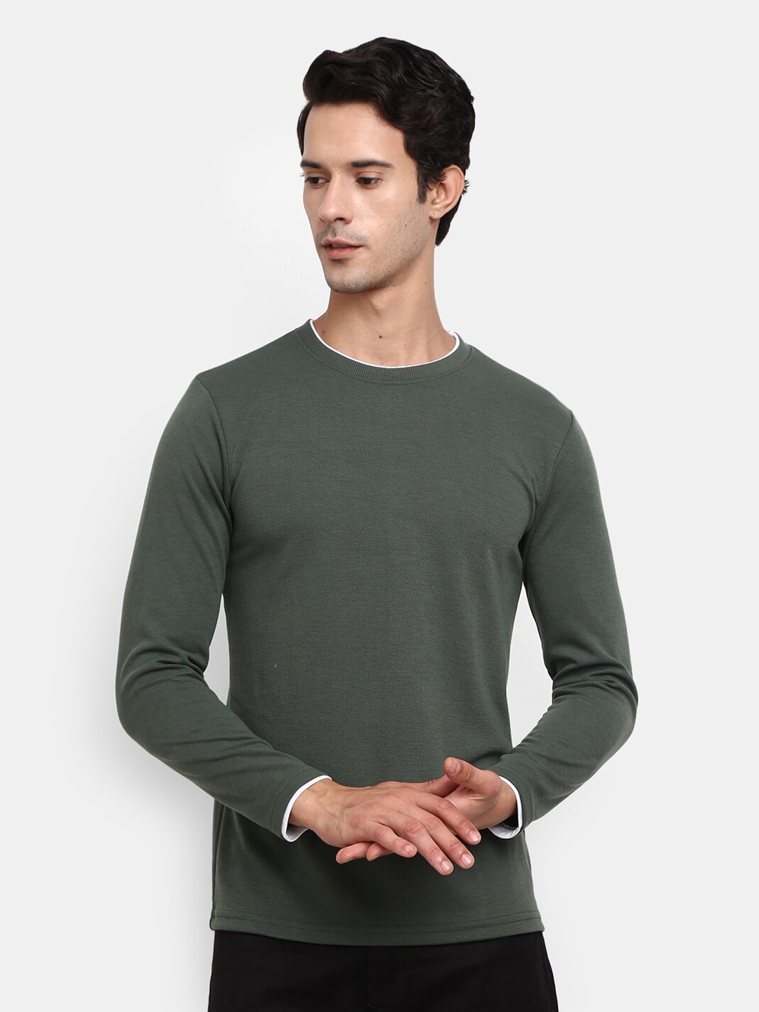 

V-Mart Men Olive Green Slim Fit T-shirt