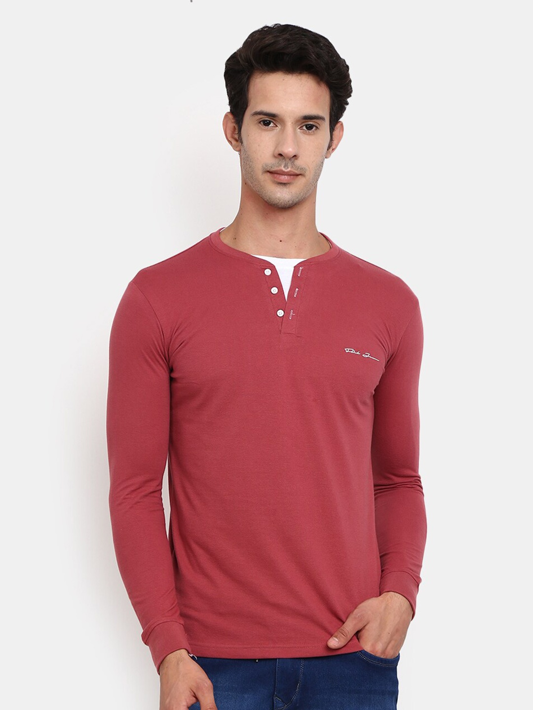 

V-Mart Men Red Henley Neck Slim Fit Cotton T-shirt