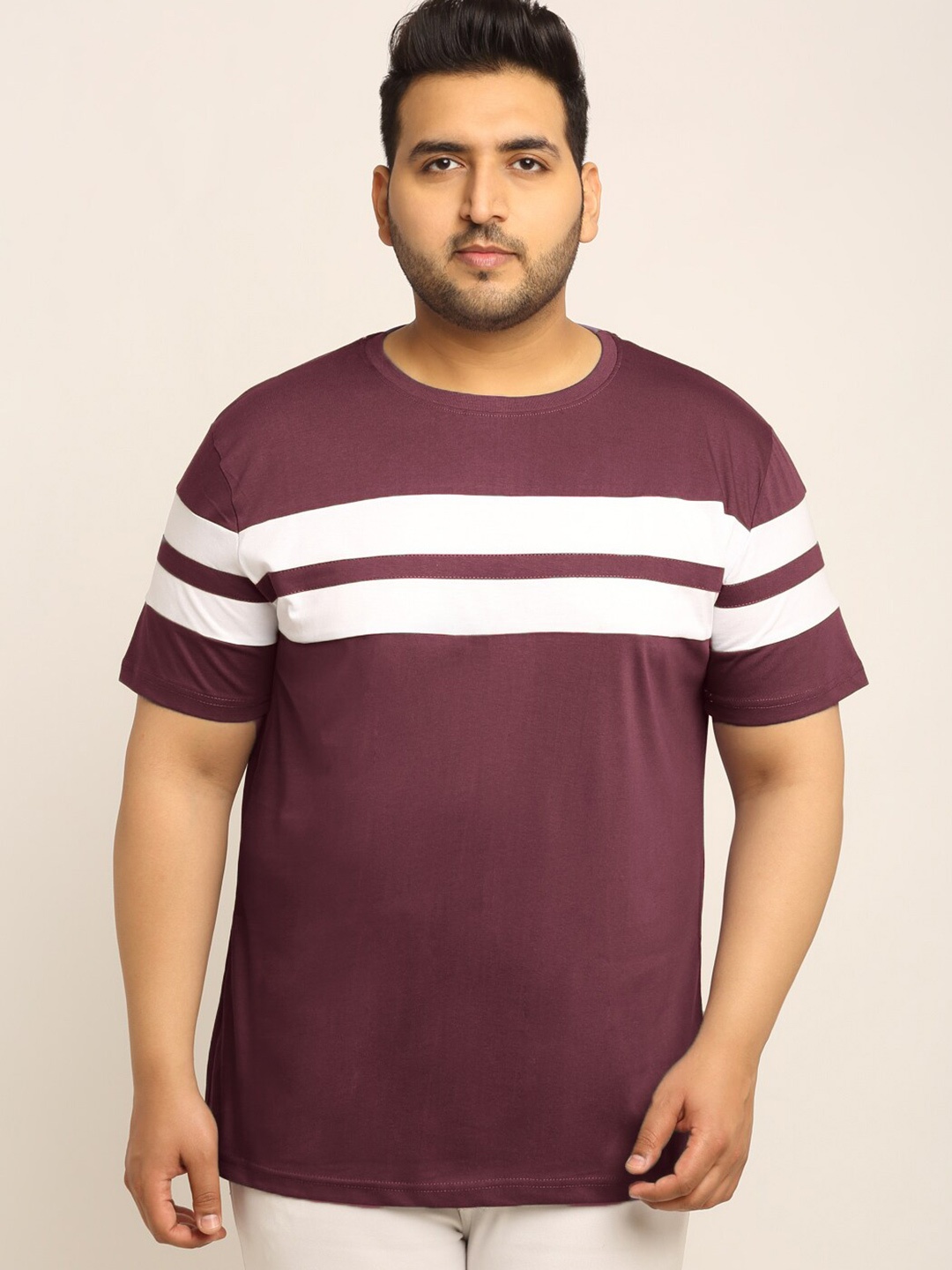 

Rodzen Plus Men Fuchsia & White Striped Pure Cotton T-shirt