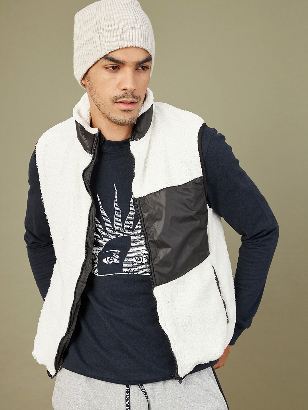 

MASCLN SASSAFRAS Men White Colourblocked Crop Tailored Jacket