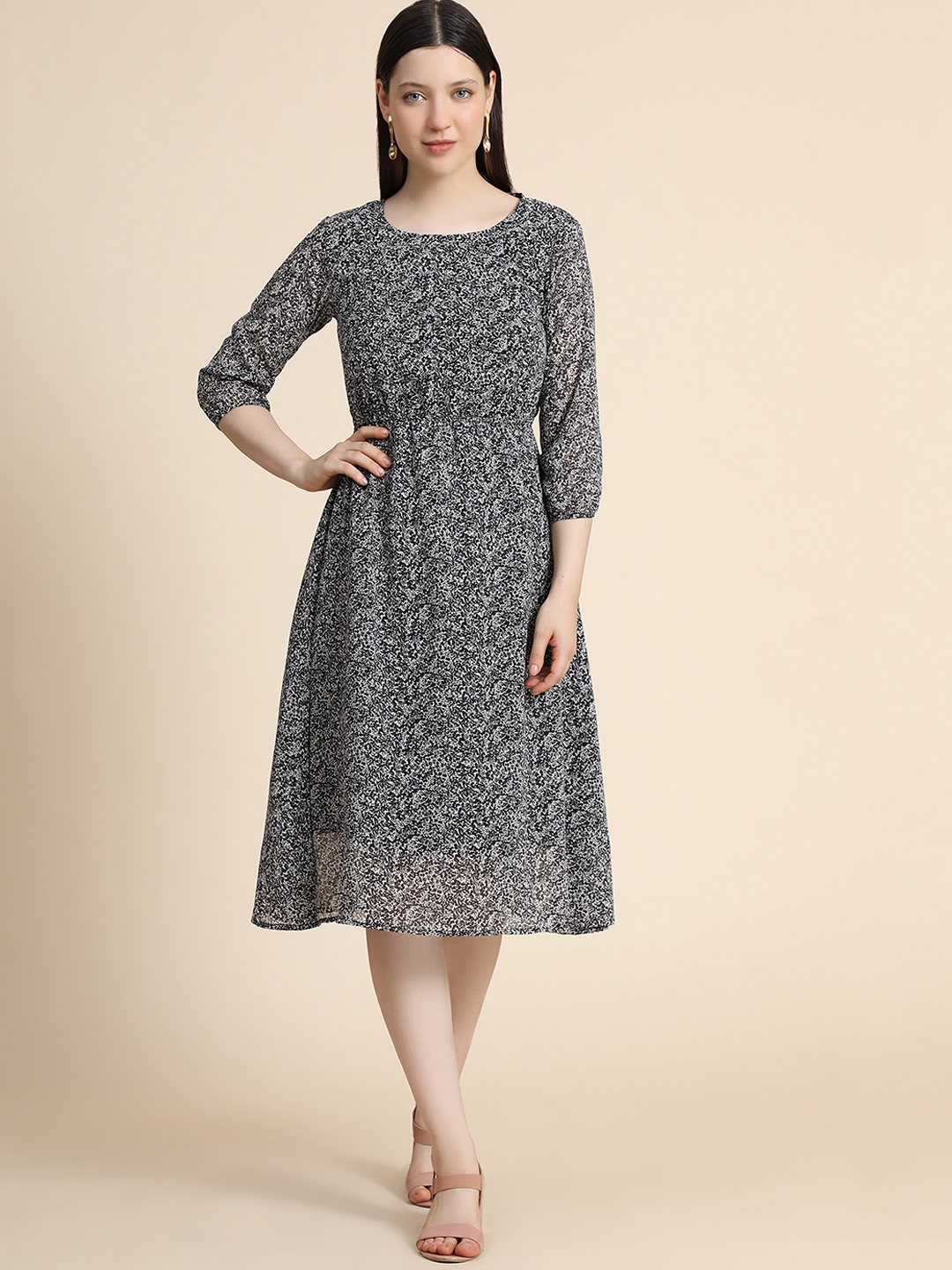 

KERI PERRY Women Black Fit and Flare Dress