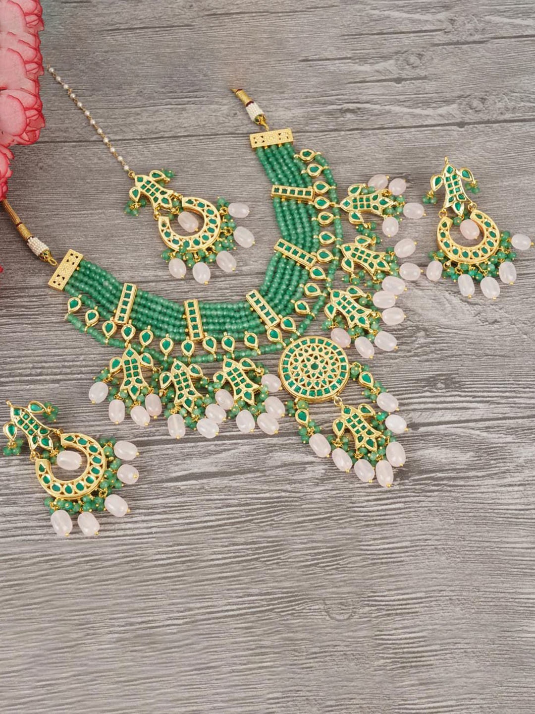 

AURAA TRENDS 22Kt Gold-Plated Green & White Kundan Studded Jewellery Set