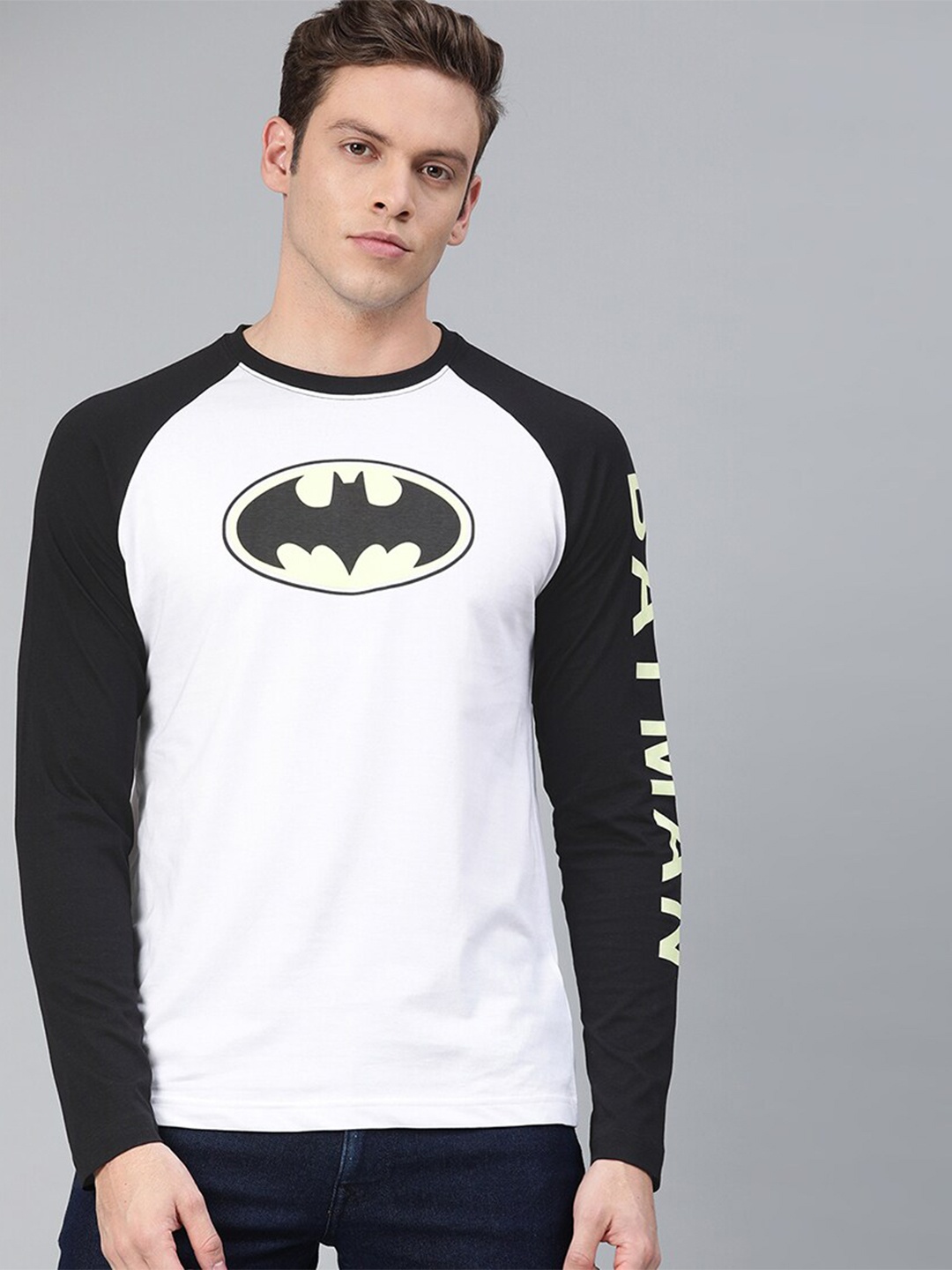 

Kook N Keech Batman Men White Printed Cotton T-shirt