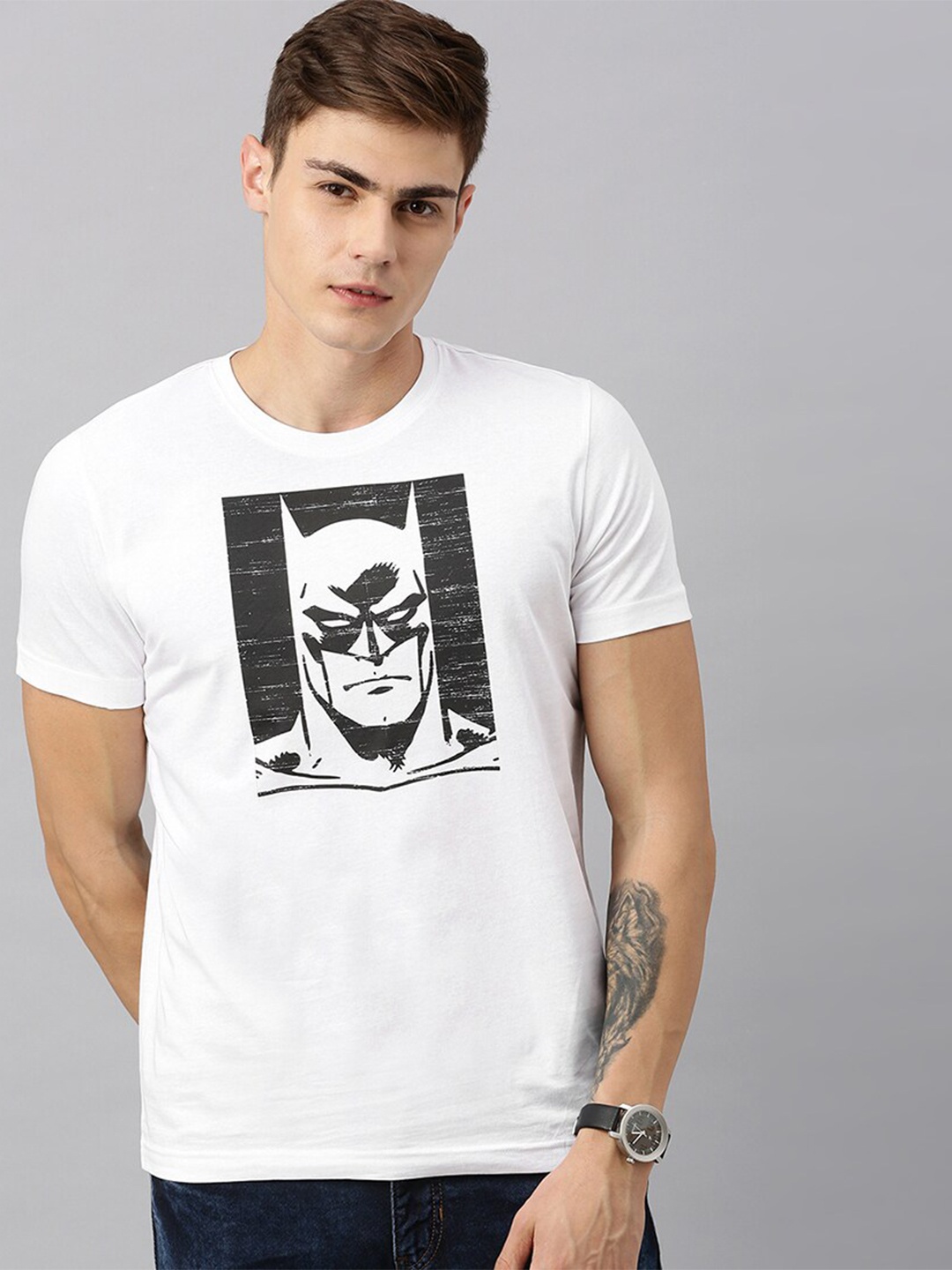 

Kook N Keech Batman Men White Printed Cotton T-shirt