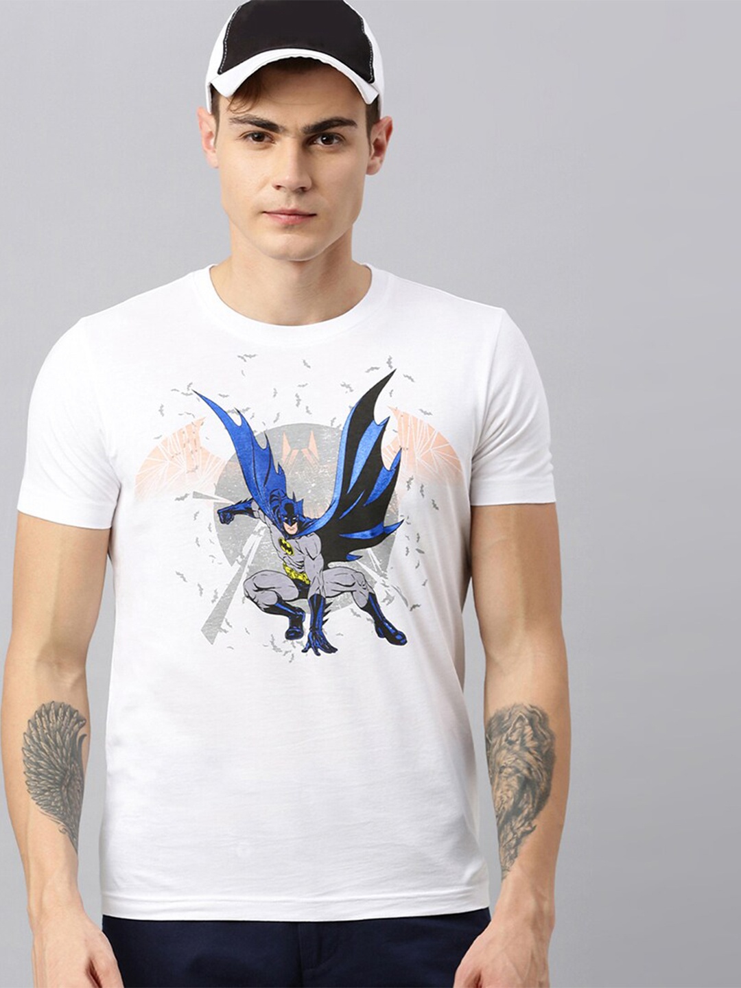 

Kook N Keech Batman Men White Batman Printed Pure Cotton T-shirt