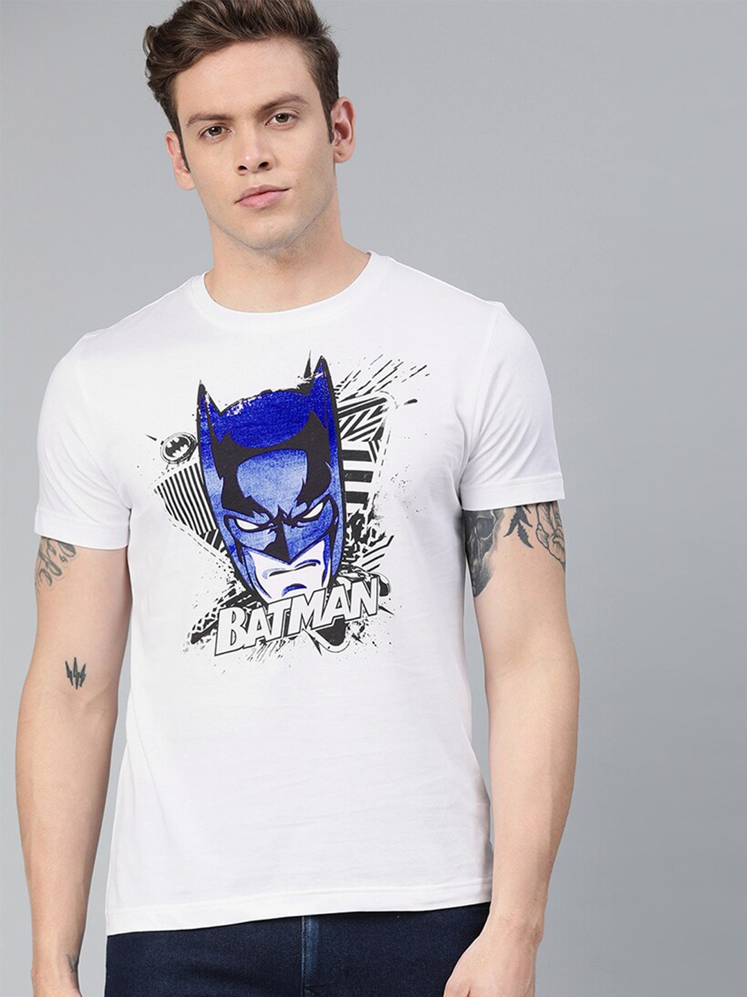 

Kook N Keech Batman Men White Batman Printed Pure Cotton T-shirt