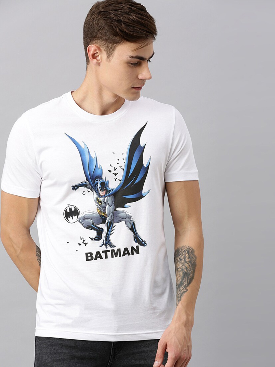 

Kook N Keech Batman Men White Batman Printed Pure Cotton T-shirt