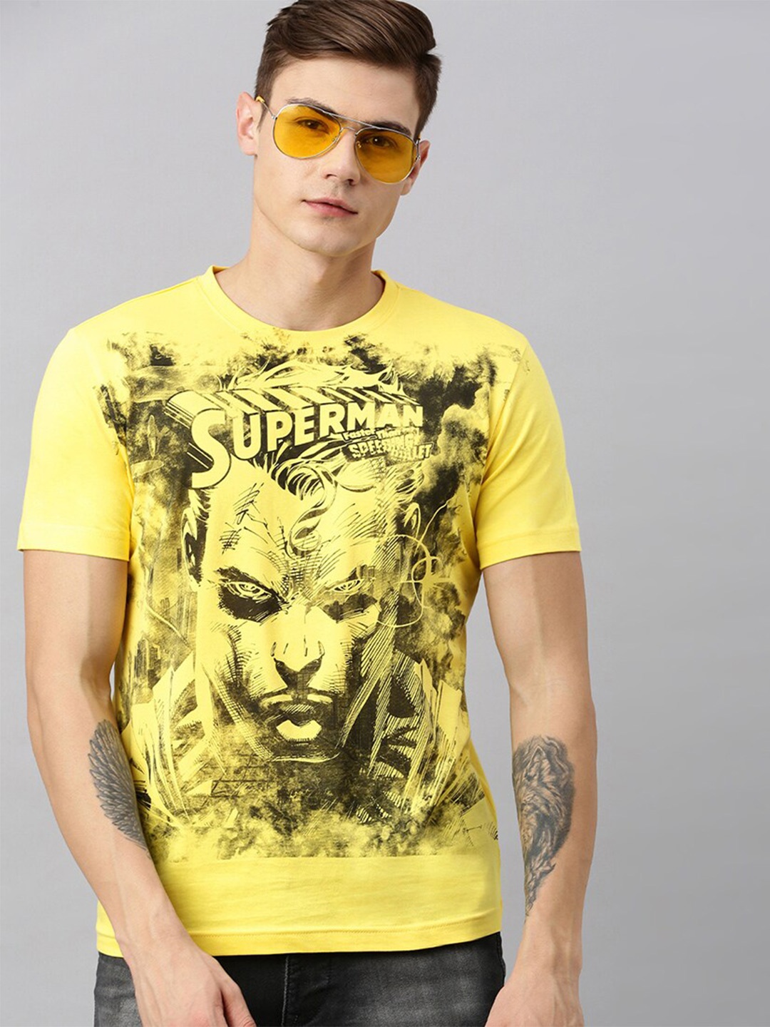 

Kook N Keech Superman Men Yellow Superman Printed Round Neck T-shirt