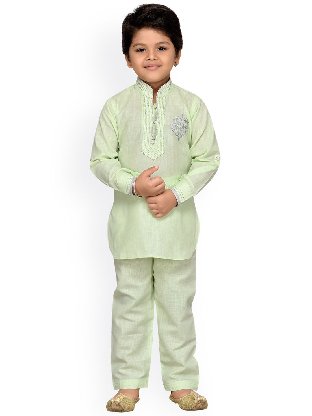 

Aj DEZInES Boys Green Solid Kurta with Pyjamas