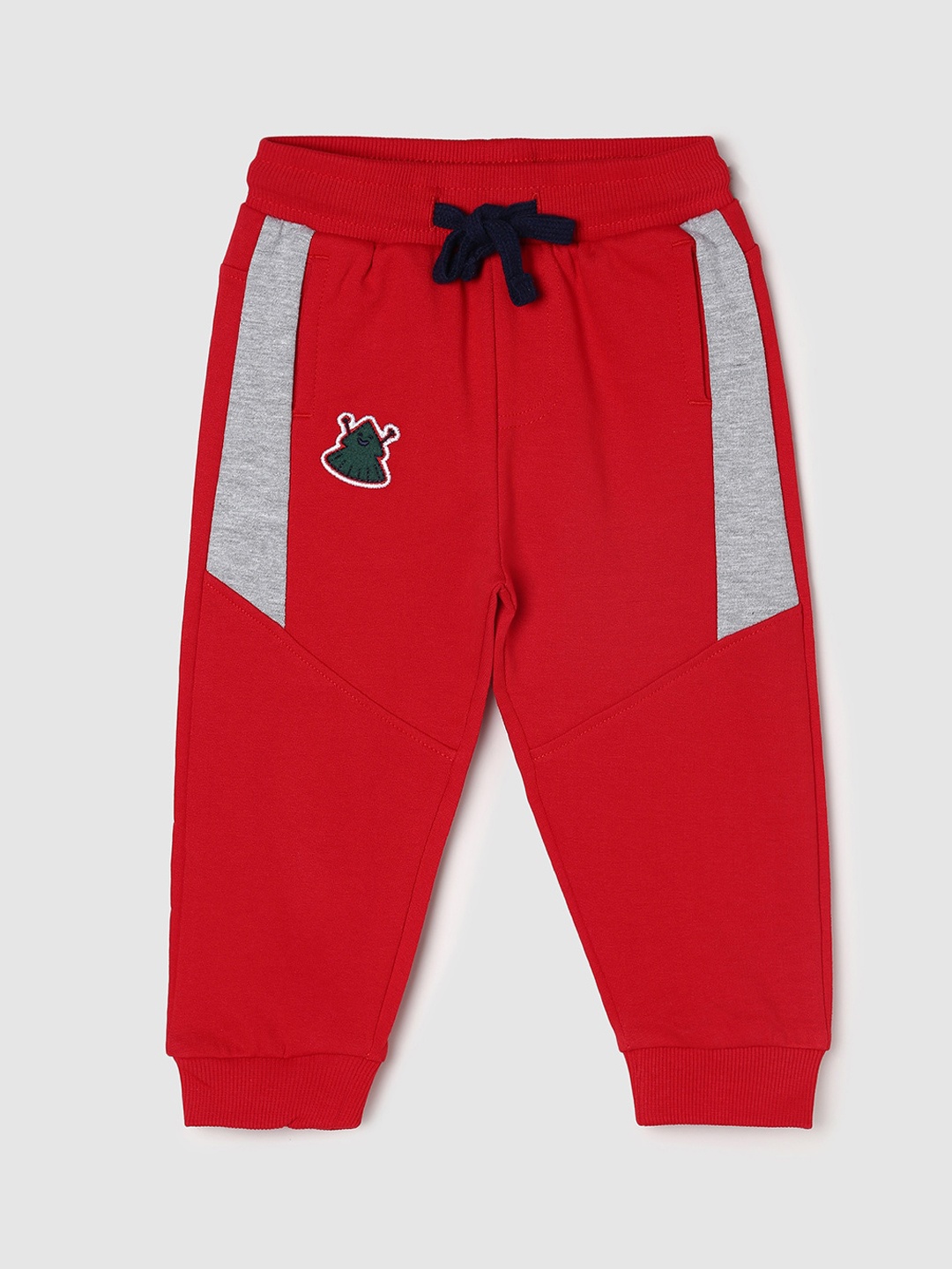 

max Boys Red Solid Pure Cotton Joggers