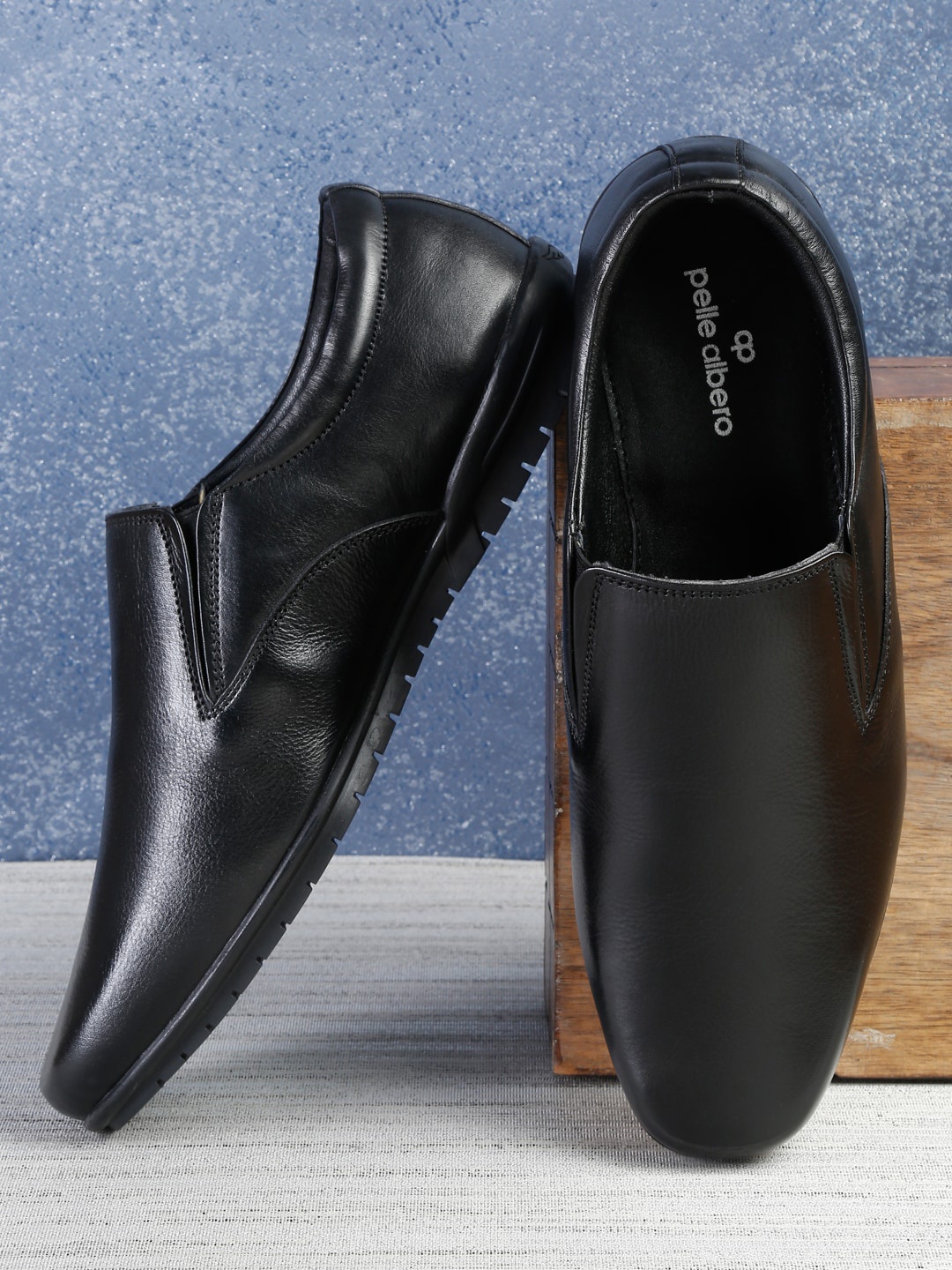 pelle albero Men Black Solid Leather Slip on Shoes