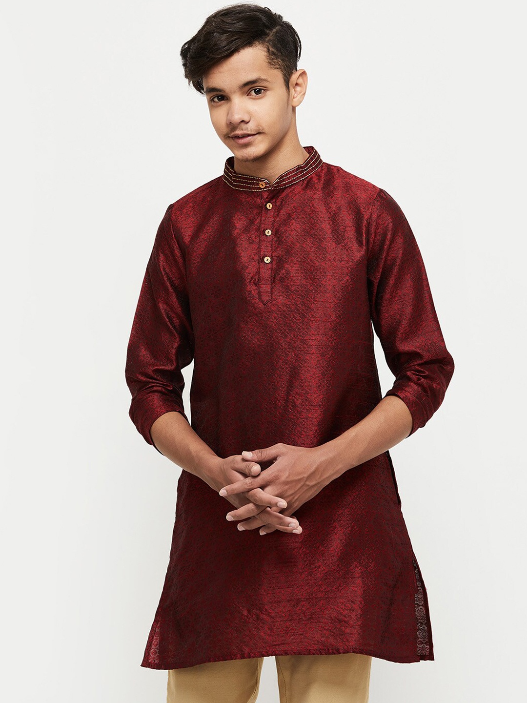 

max Boys Floral woven design Mandarin Collar Kurta, Burgundy