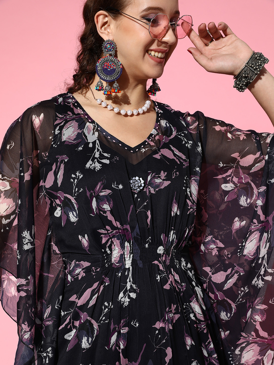 

ZOLA Women Navy Blue Ethnic Motifs Printed Kurta with Trousers