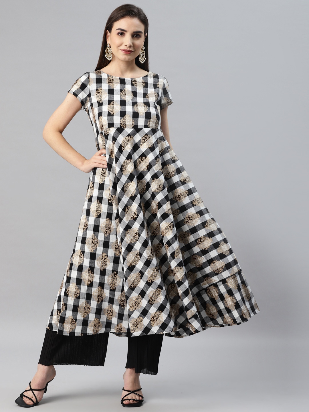 

MBE Women Black & White Ethnic Motifs Checked Anarkali Kurta