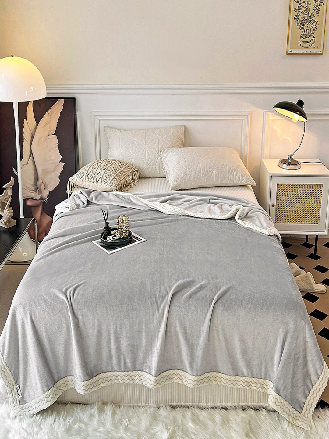 

JC Collection Grey & White Mild Winter 350 GSM Double Bed Blanket
