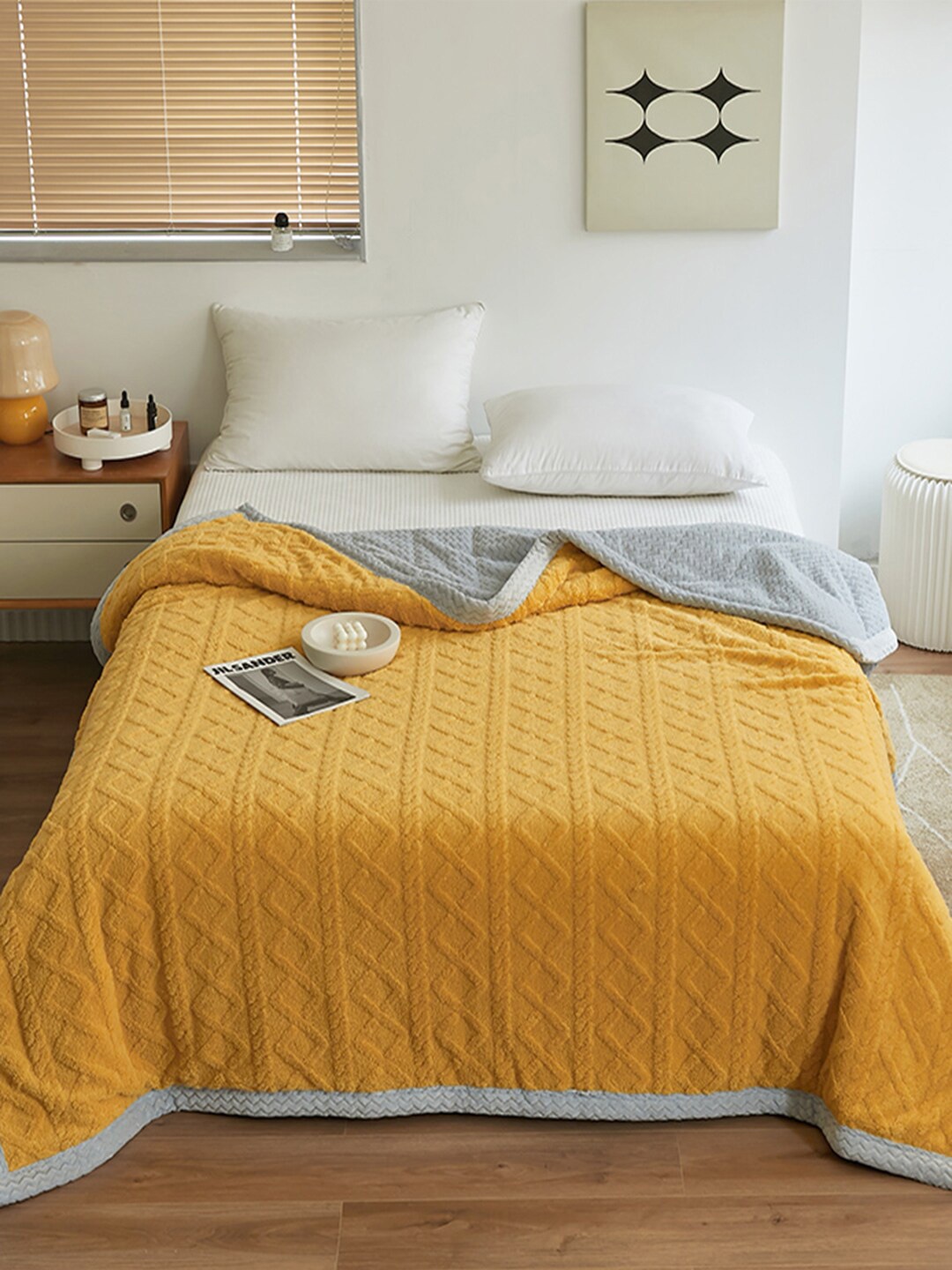 

JC Collection Yellow & Grey Geometric Mild Winter 550 GSM Double Bed Blanket