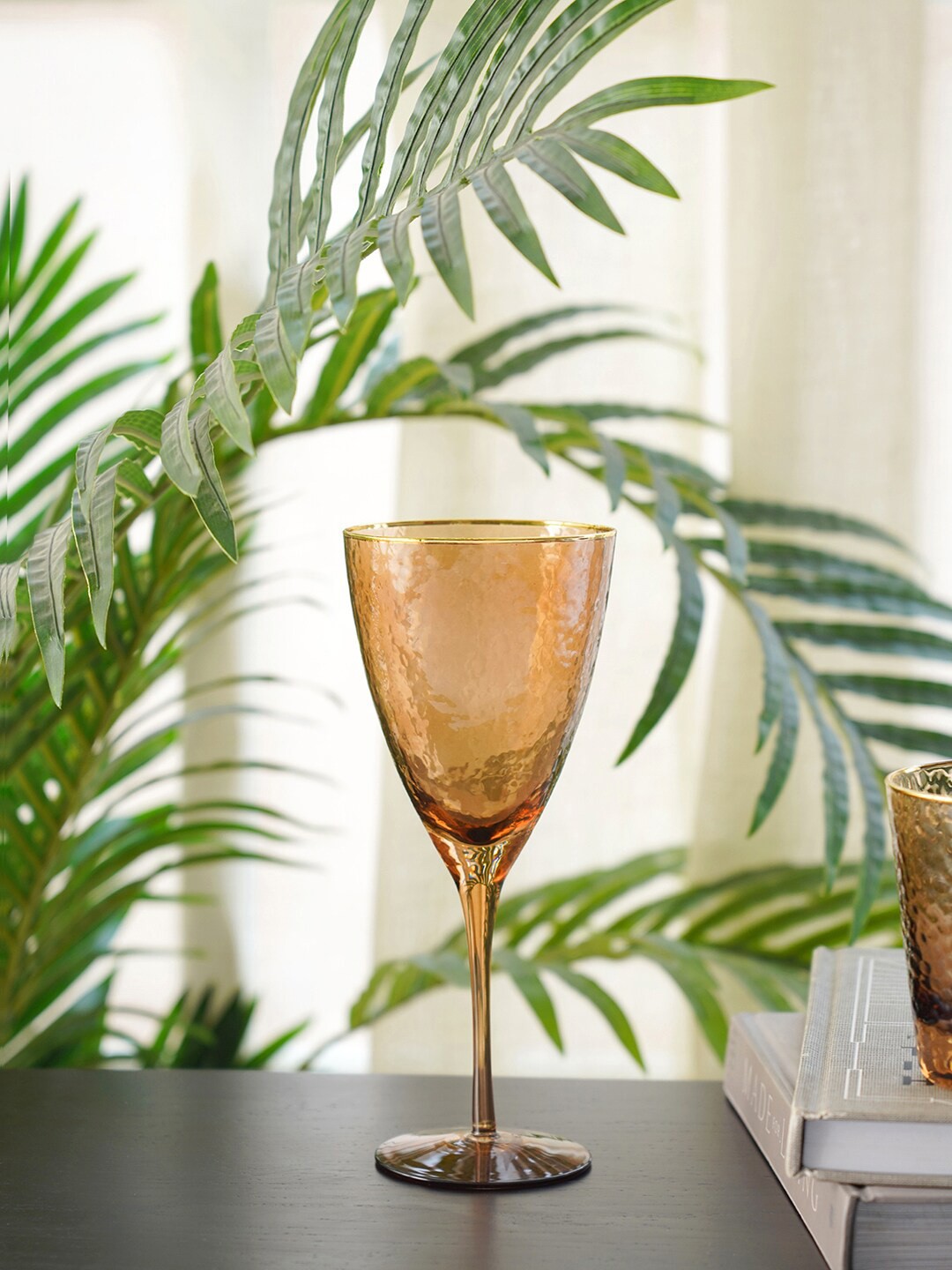 

Pure Hom Citrine Gold-Toned Set of 4 Hammered Wine Glass