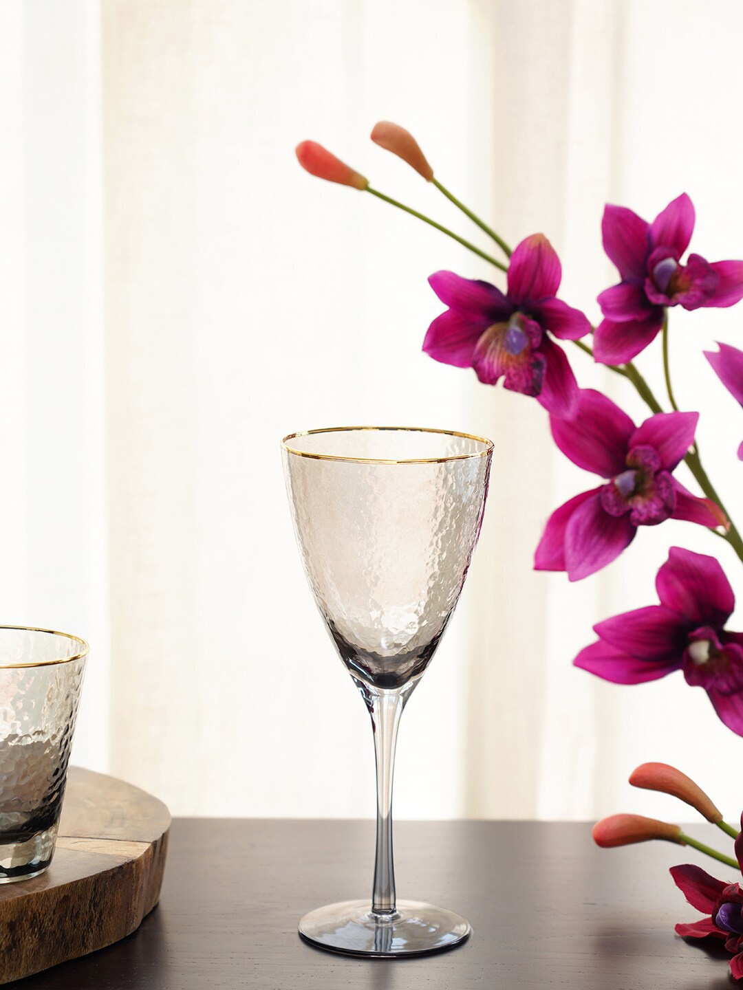 

Pure Home Smoke Quartz Grey Set of 4 Hammered Wine Glasses