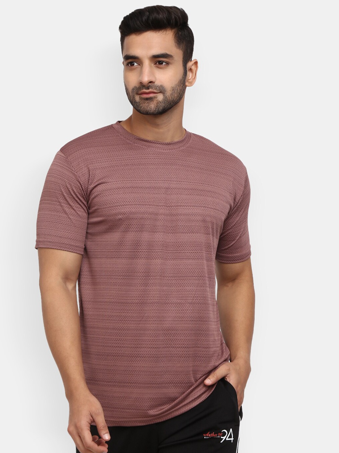 

V-Mart Men Brown Striped Slim Fit T-shirt