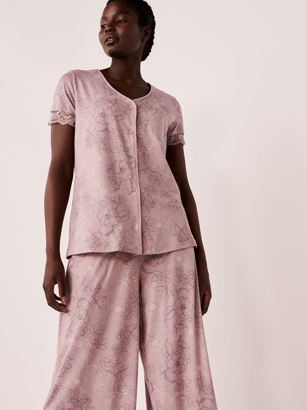 

La Vie en Rose Women Pink Printed Lounge Tshirt