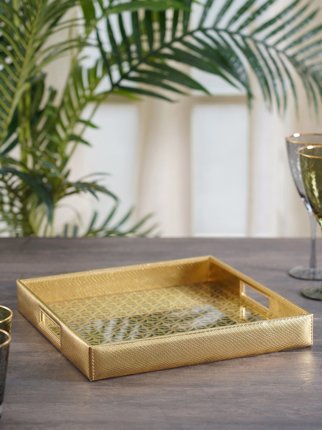 

Pure Home and Living Gold-Coloured & Green Printed Serving Tray