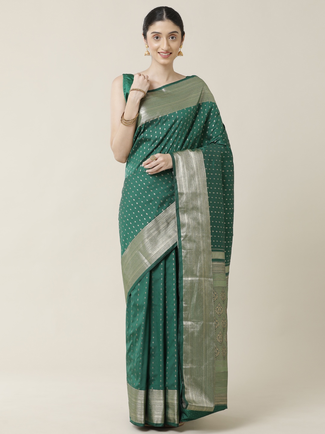 

SAMITTE Green & Silver-Toned Woven Design Zari Silk Blend Kanjeevaram Saree