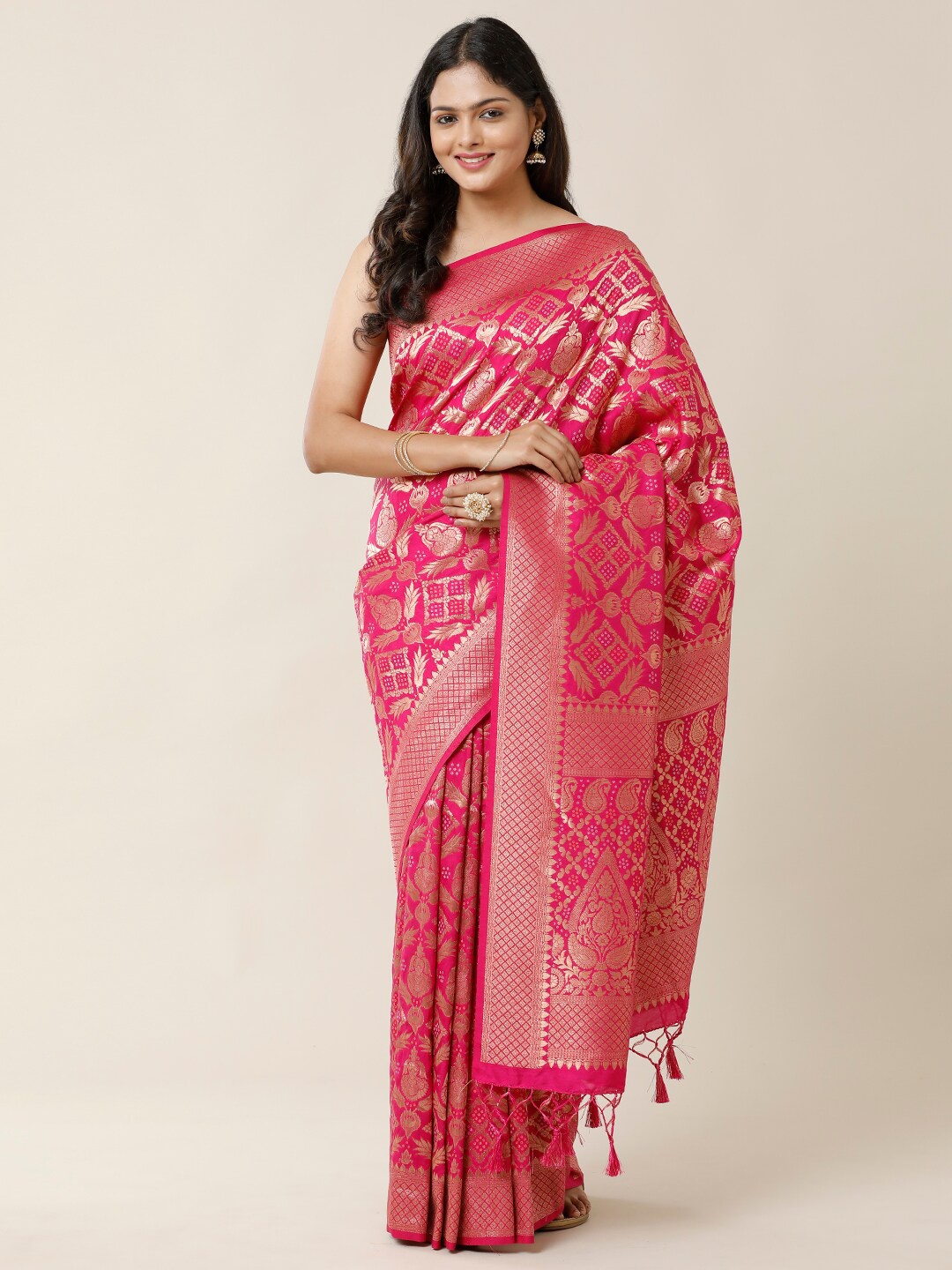 

SAMITTE Pink & Gold-Toned Ethnic Motifs Zari Bandhani Saree