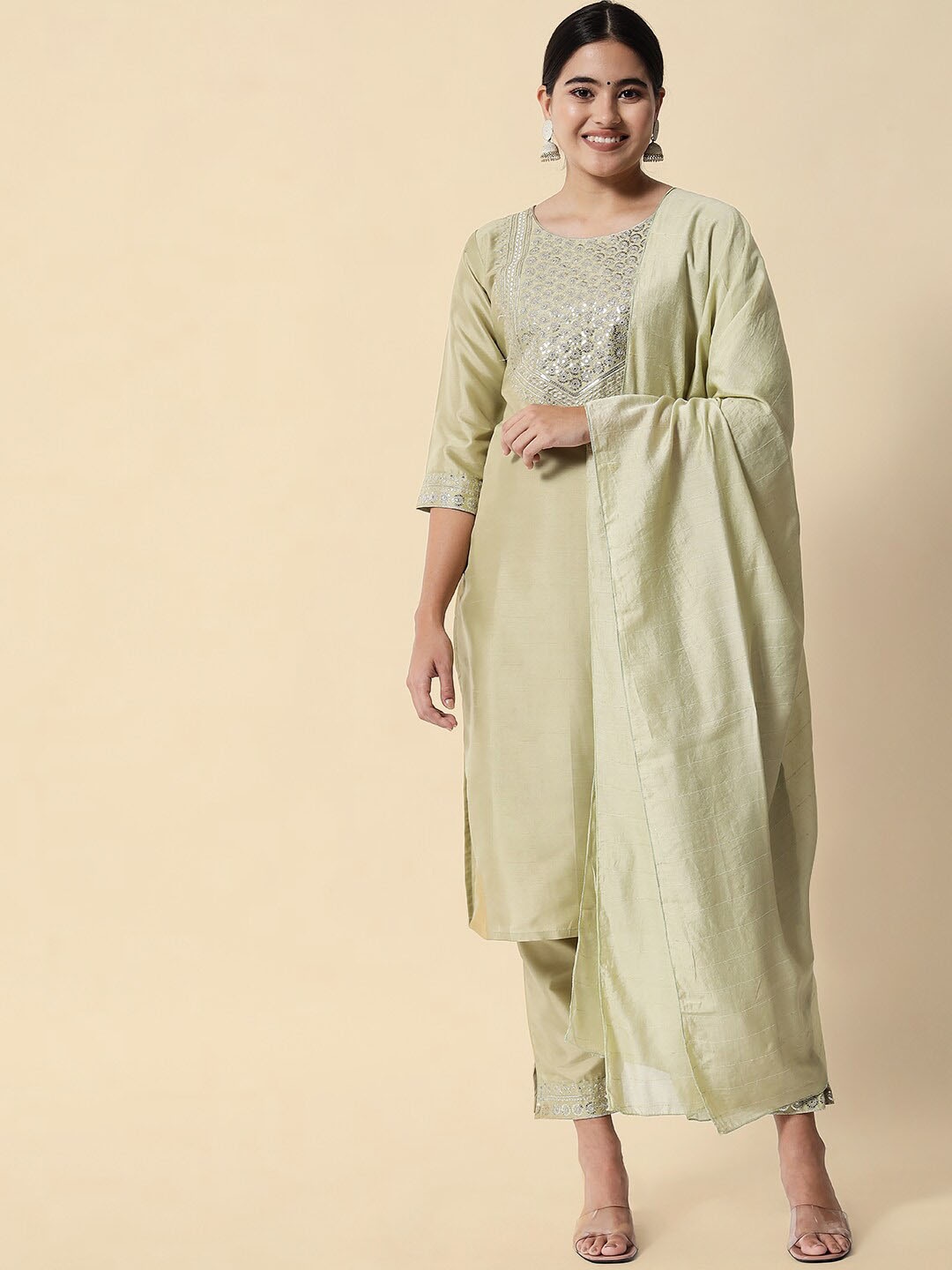 

VredeVogel Women Green Ethnic Motifs Yoke Design Kurta with Trousers & With Dupatta