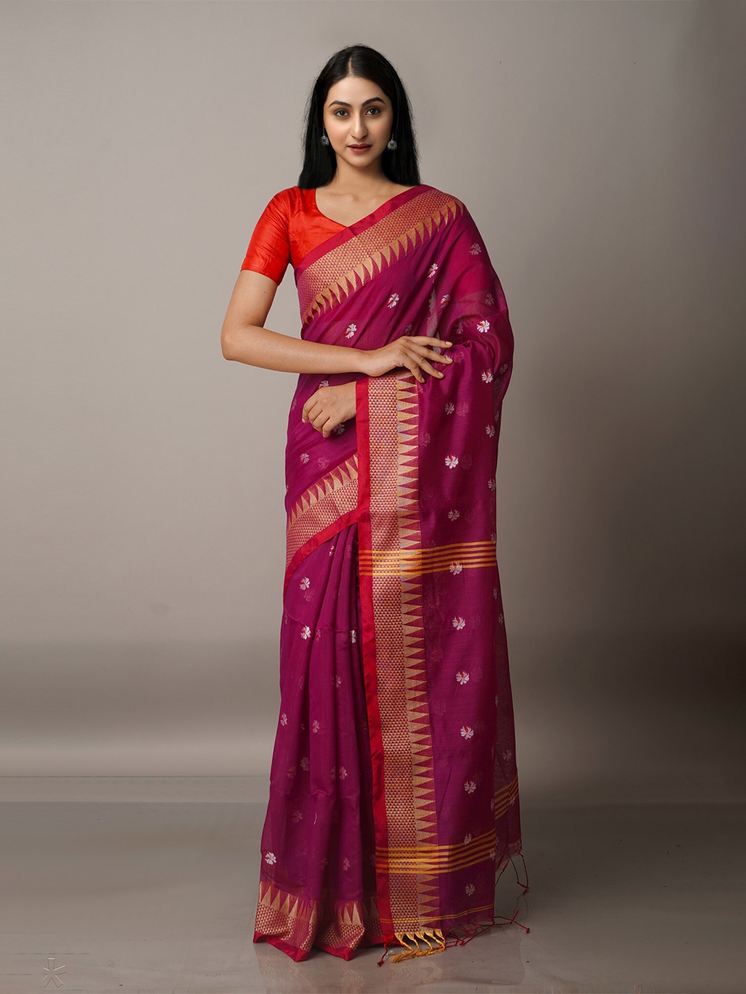 

Unnati Silks Purple Woven Design Handloom Jamdani Saree