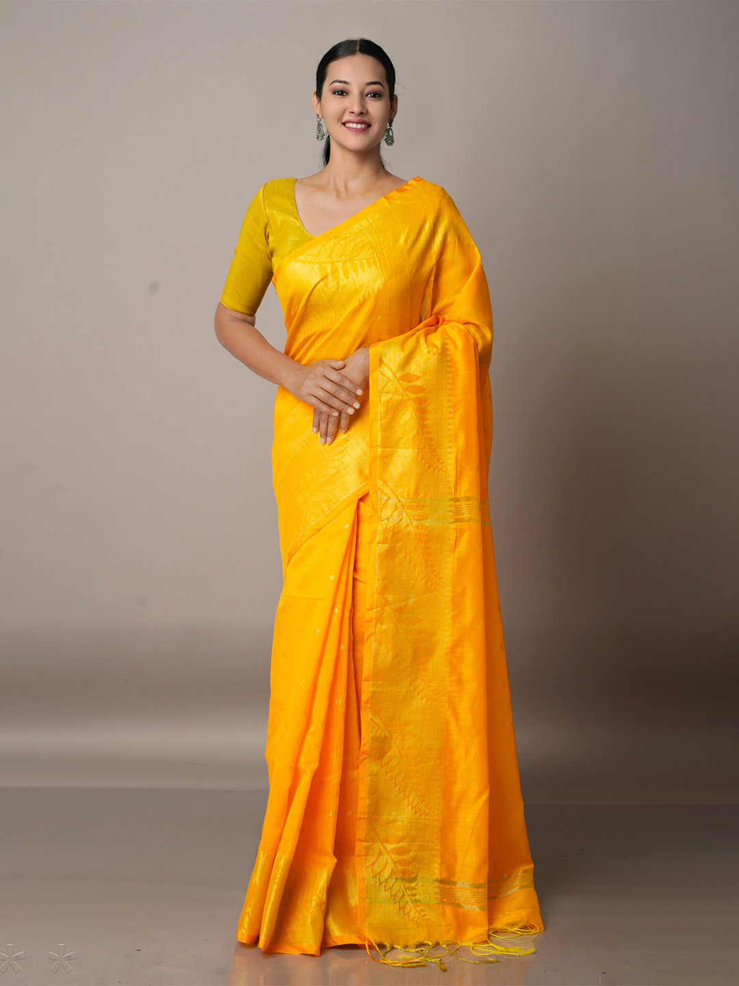 

Unnati Silks Yellow Woven Design Handloom Jamdani Saree