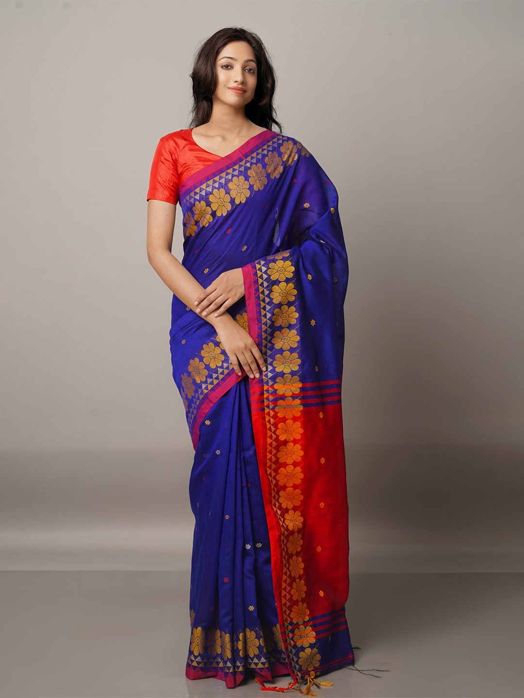 

Unnati Silks Blue & Red Ethnic Motifs Zari Silk Cotton Jamdani Saree