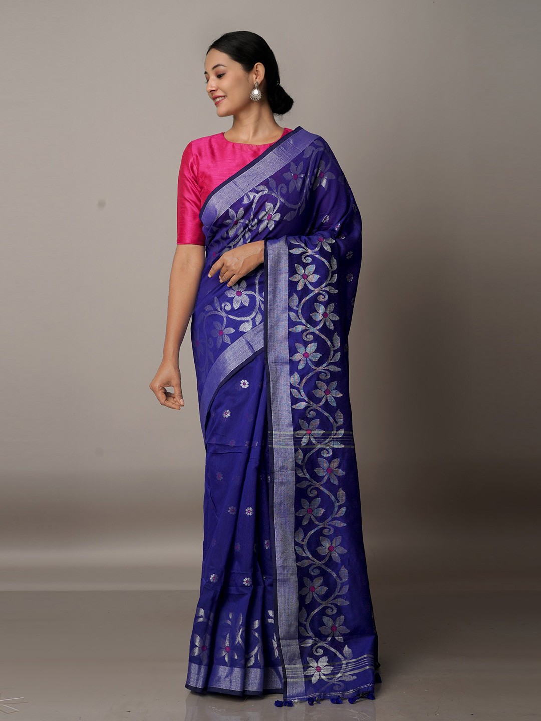 

Unnati Silks Blue & Pink Floral Zari Silk Cotton Handloom Jamdani Saree