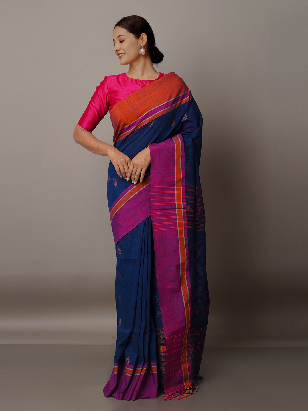 

Unnati Silks Blue & Red Ethnic Motifs Zari Silk Cotton Jamdani Saree