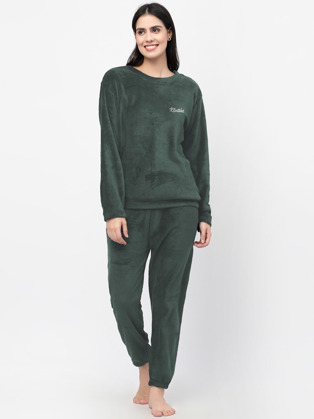 

KLOTTHE Women Green Solid Woolen Night Suit