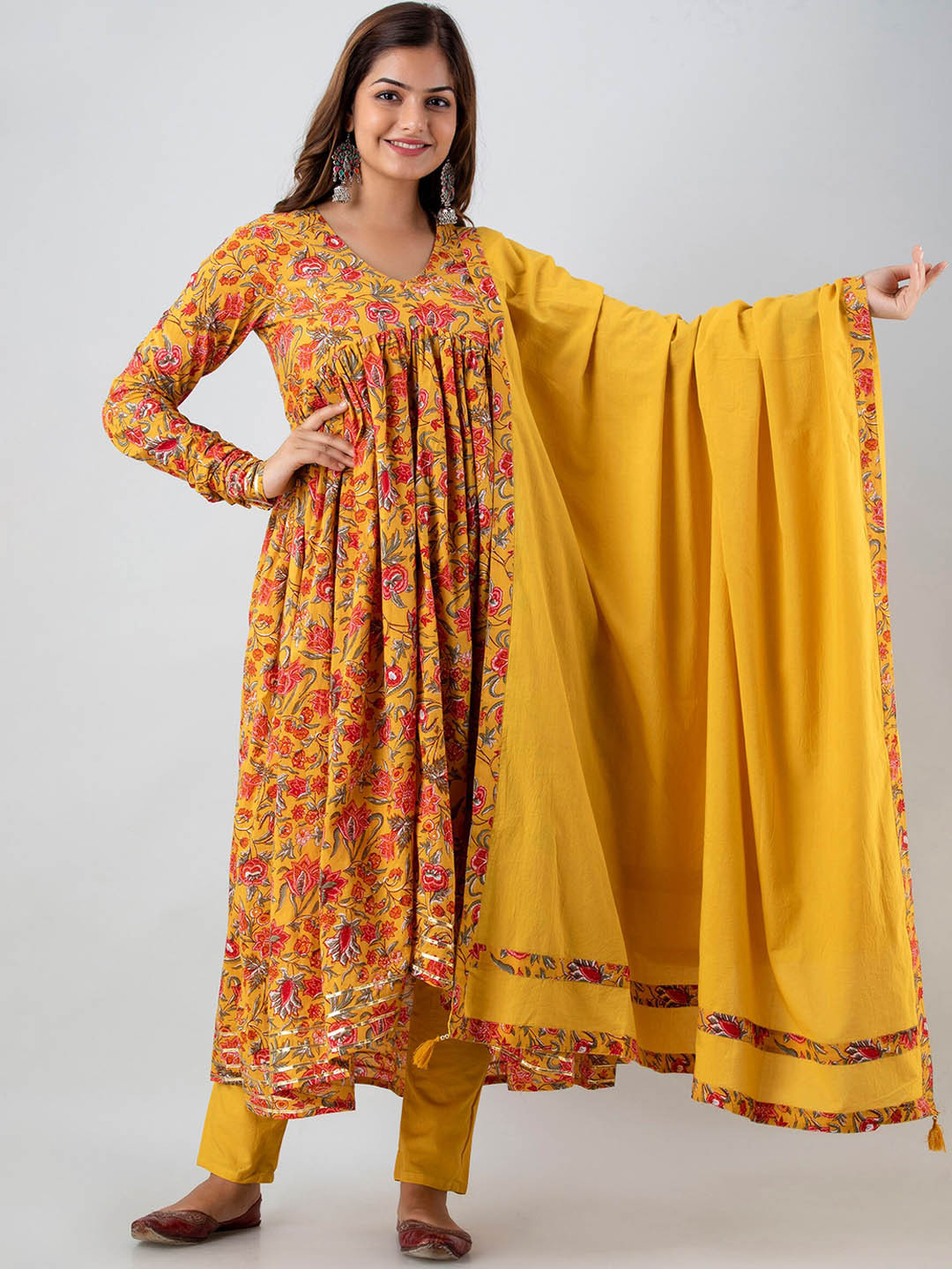 

OMASK Women Mustard Yellow Floral Printed Empire Pure Cotton Kurta with Trousers & With Dupatta