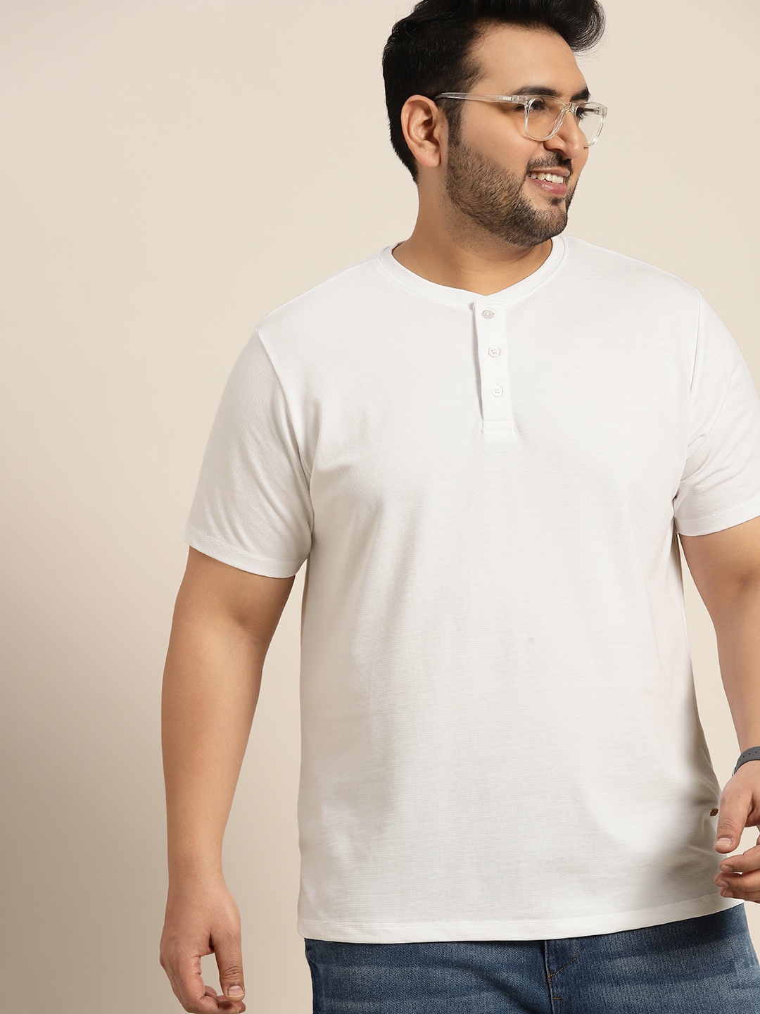 

Sztori Plus Size Men Textured Henley Neck T-shirt, White