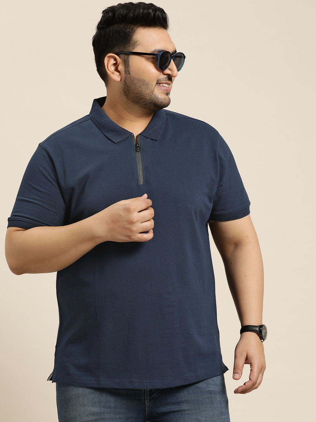 

Sztori Plus Size Solid Polo Collar T-shirt, Navy blue