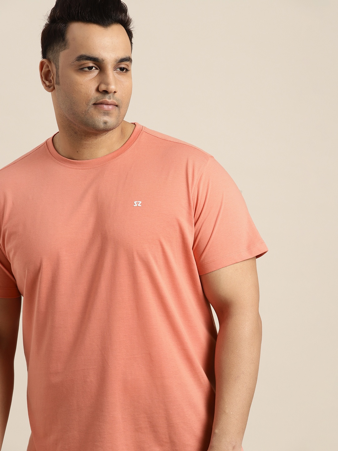 

Sztori Men Plus Size Solid T-shirt, Peach