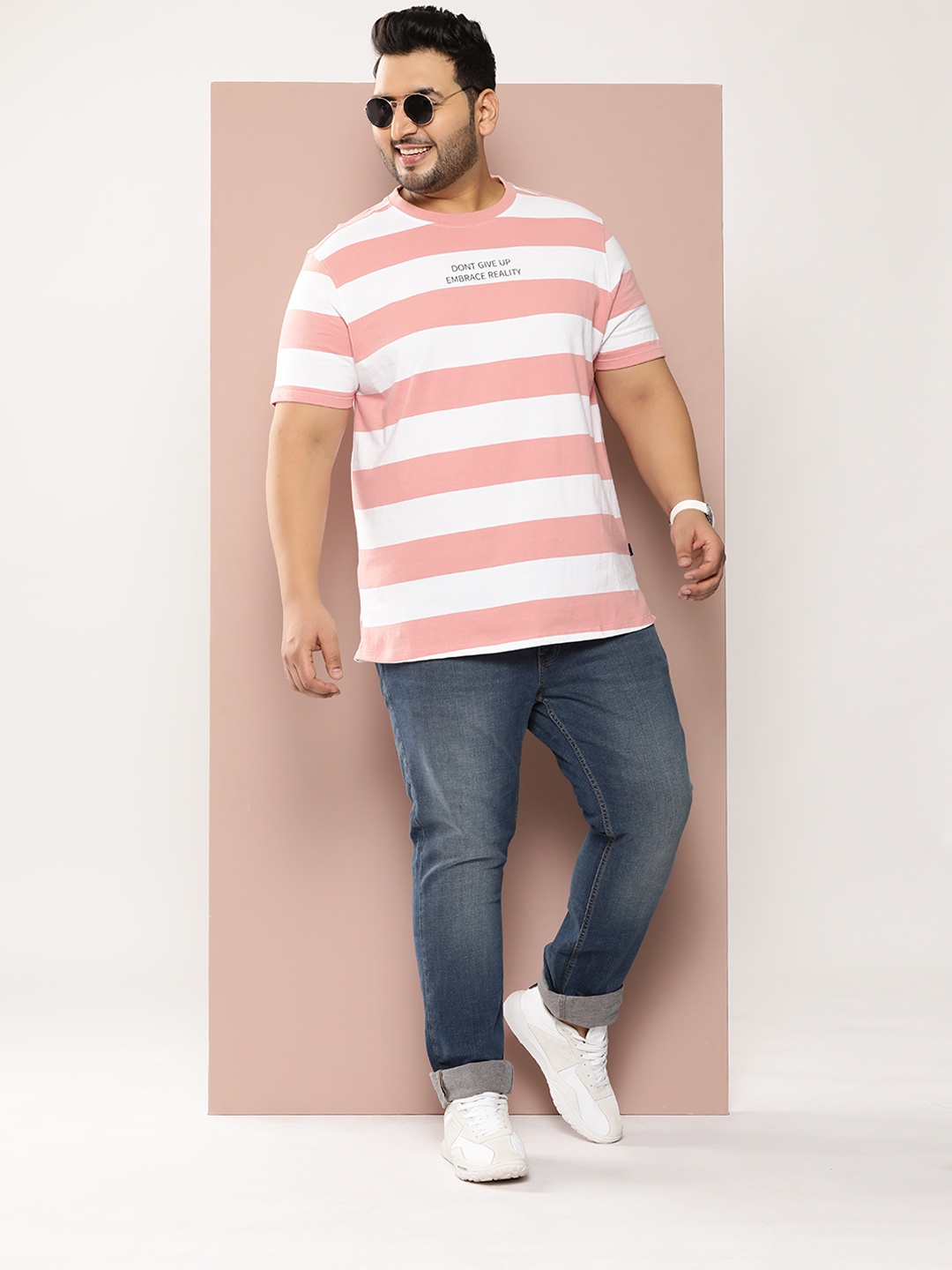 

Sztori Men Plus Size Striped Pure Cotton T-shirt, Pink