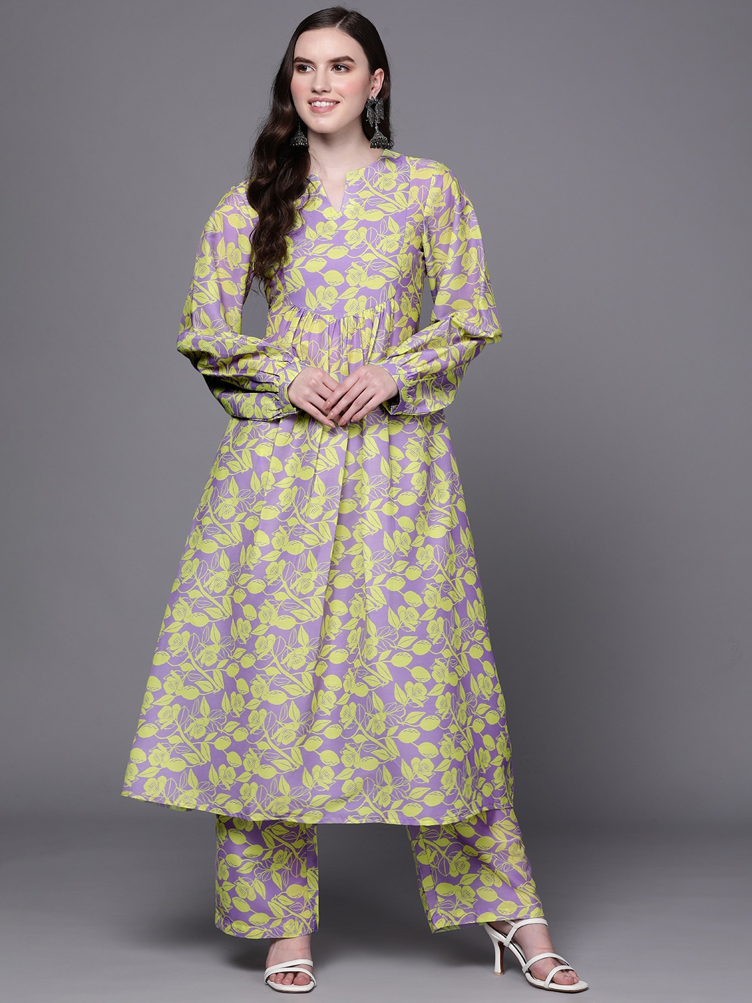 

MASSTANI BY INDDUS Women Purple Floral Printed Kurta with Trousers