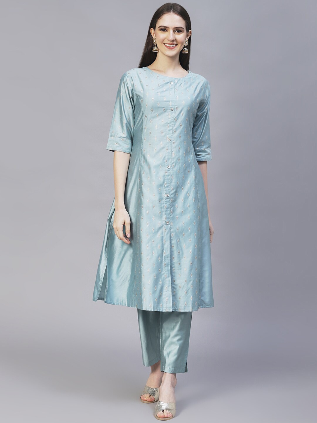 

FASHOR Women Blue Ethnic Motifs Embroidered Thread Work Kurta with Trousers