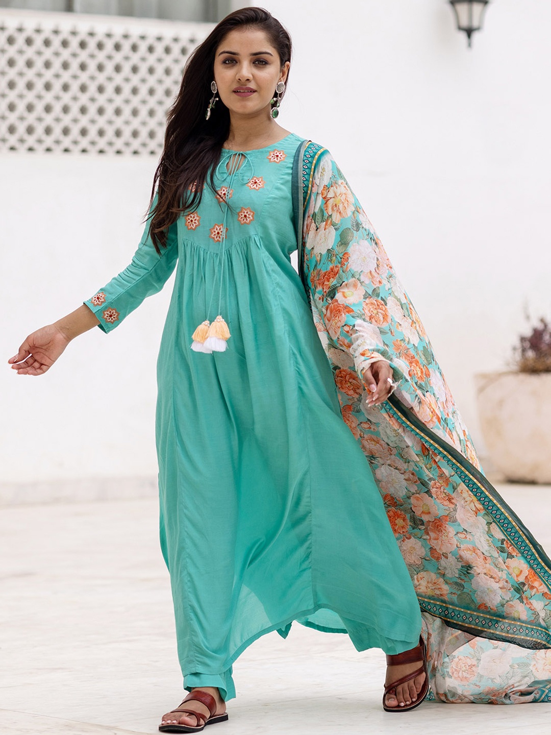 

Ambraee Women Patchwork Kurta with Trousers With Dupatta, Turquoise blue