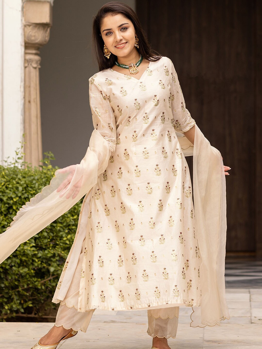 

Ambraee Women Beige Ethnic Motifs Printed Chanderi Cotton Kurta with Trousers & Dupatta