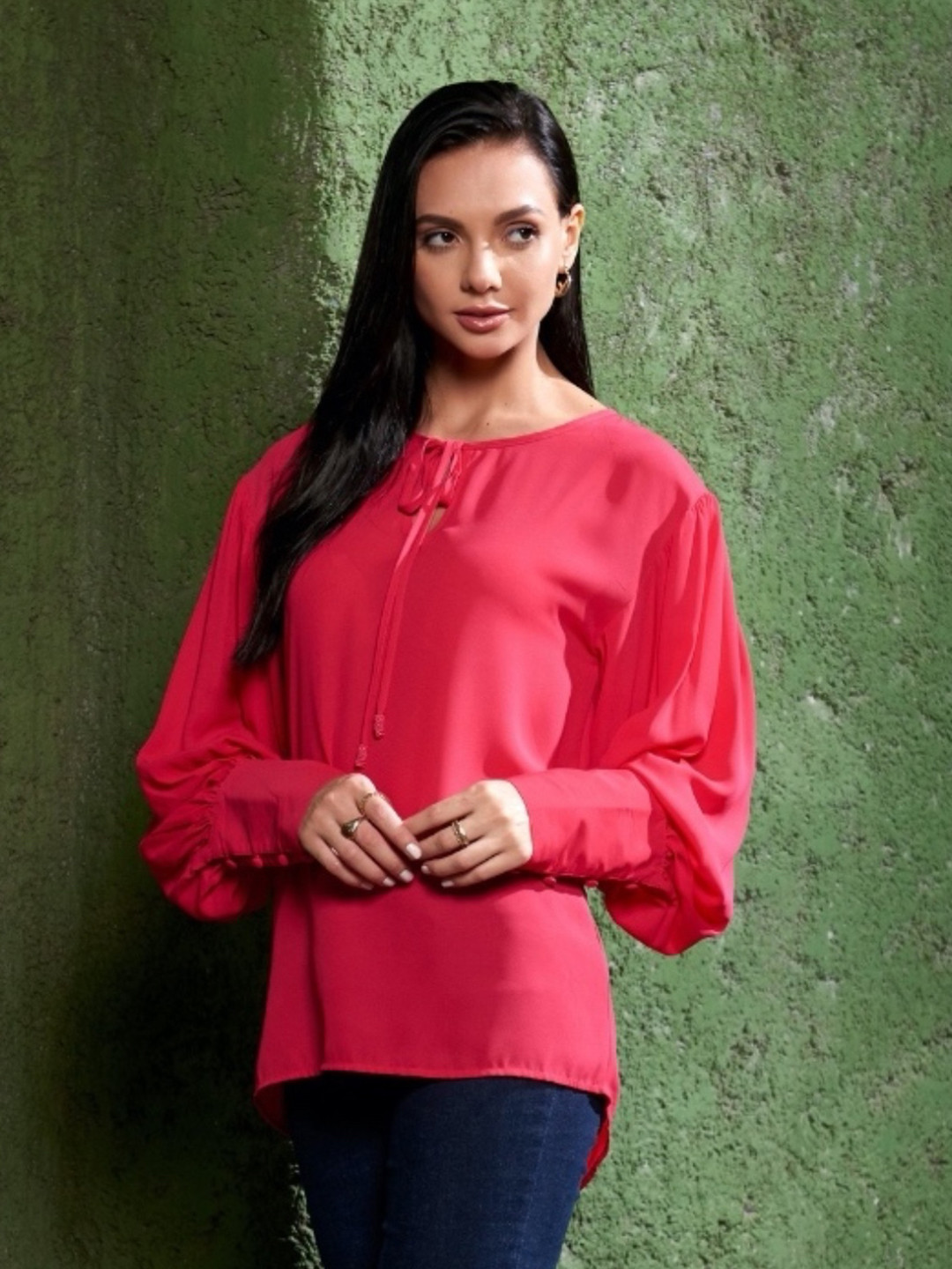 

Style Island Pink Solid Tie-Up Neck Top