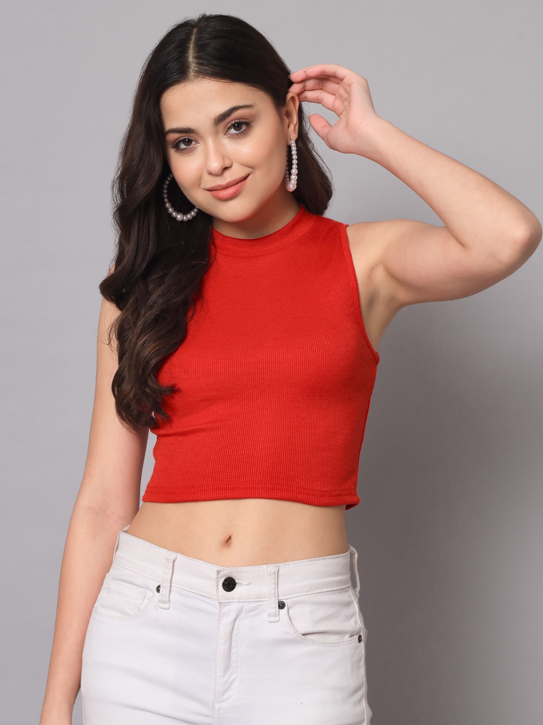 

AAHWAN Women Red Solid High Neck Crop Top