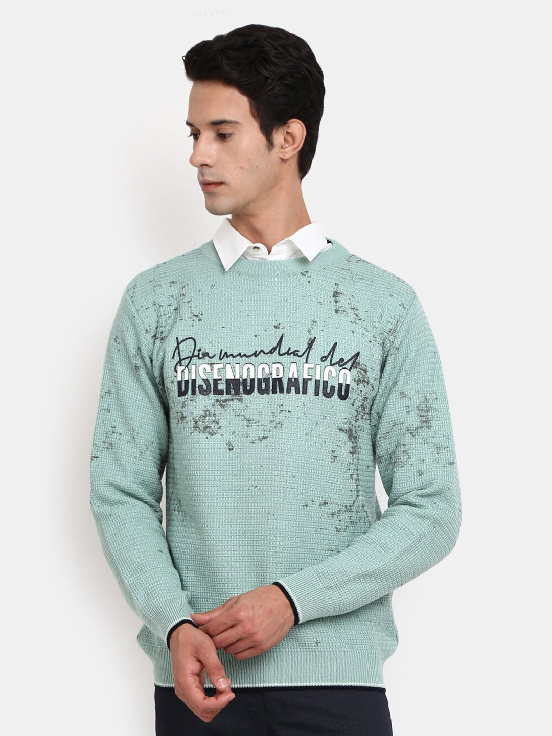 

V-Mart Men Green Printed Fleece Sweatshirt