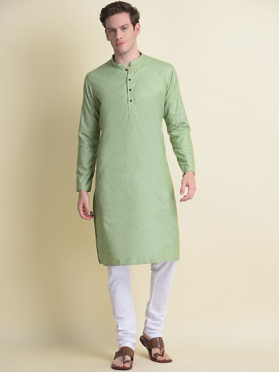 

NAMASKAR Men Green Pure Cotton Kurta with Churidar