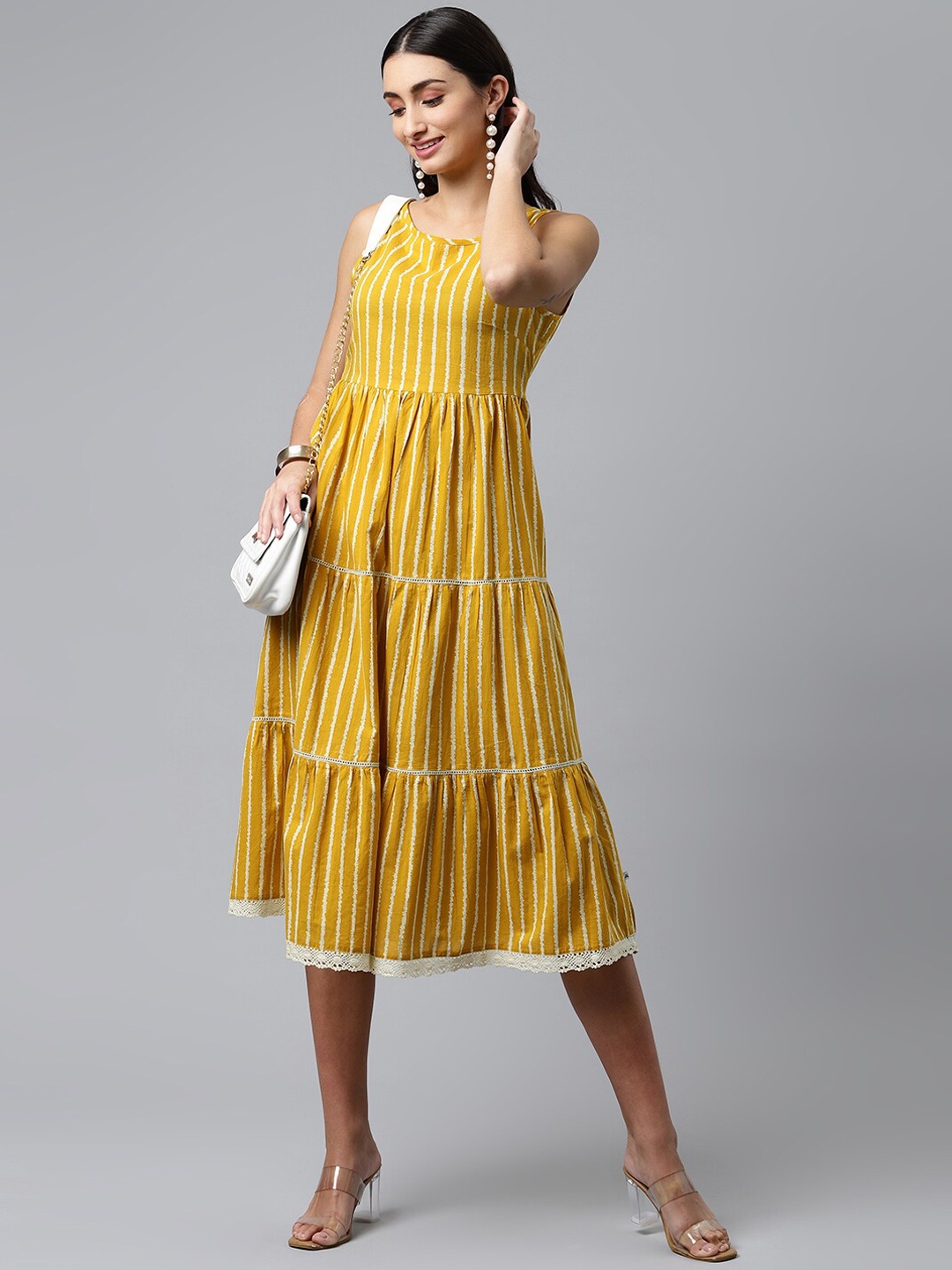 

HERE&NOW Women Yellow & White Cotton Printed Knee-Length Cotton Ethnic Dresses