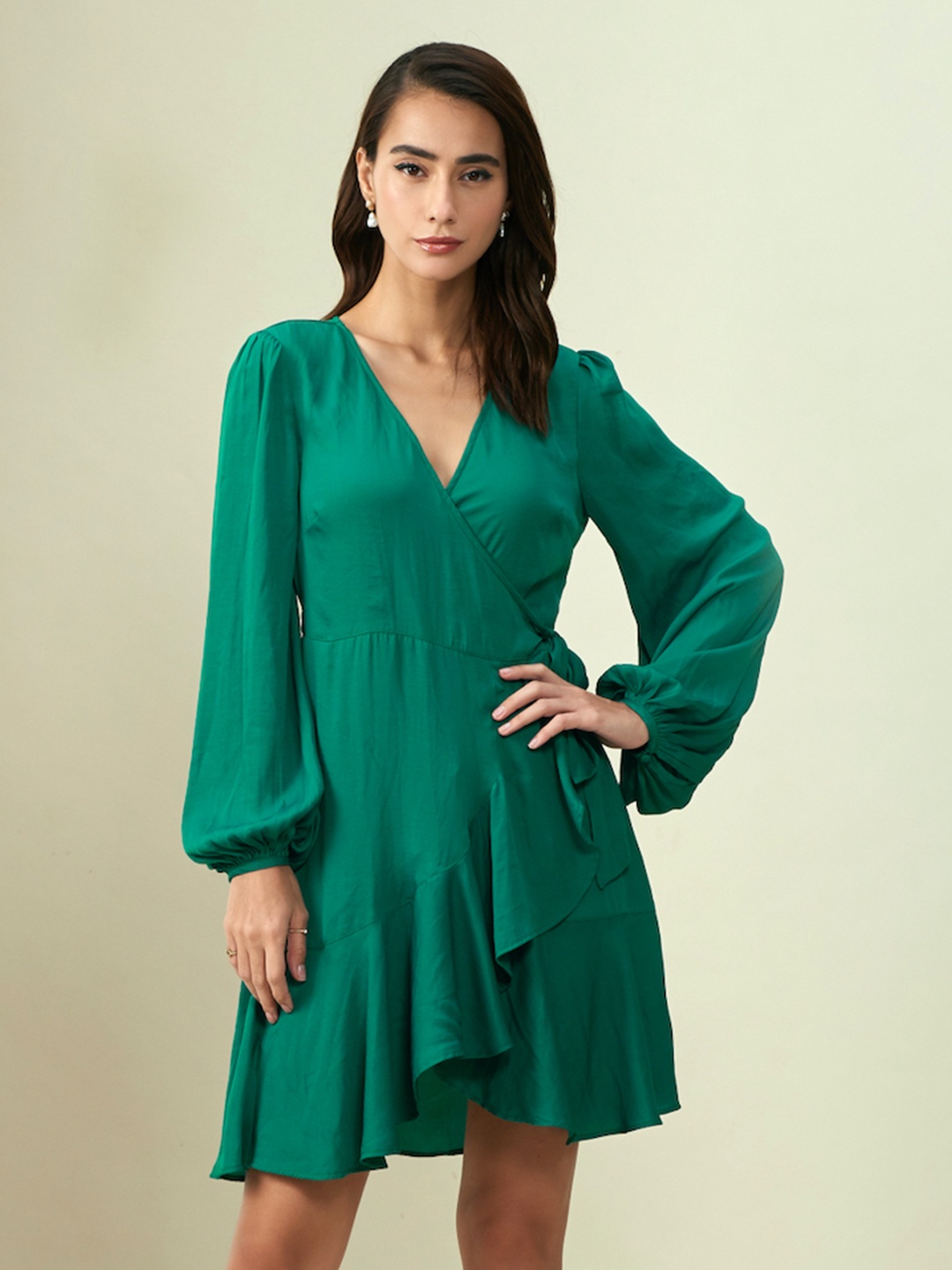 

Style Island Green Solid Wrap Dress